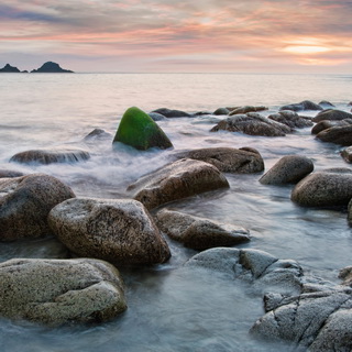 Porth Nanven / Cot Valley Beach